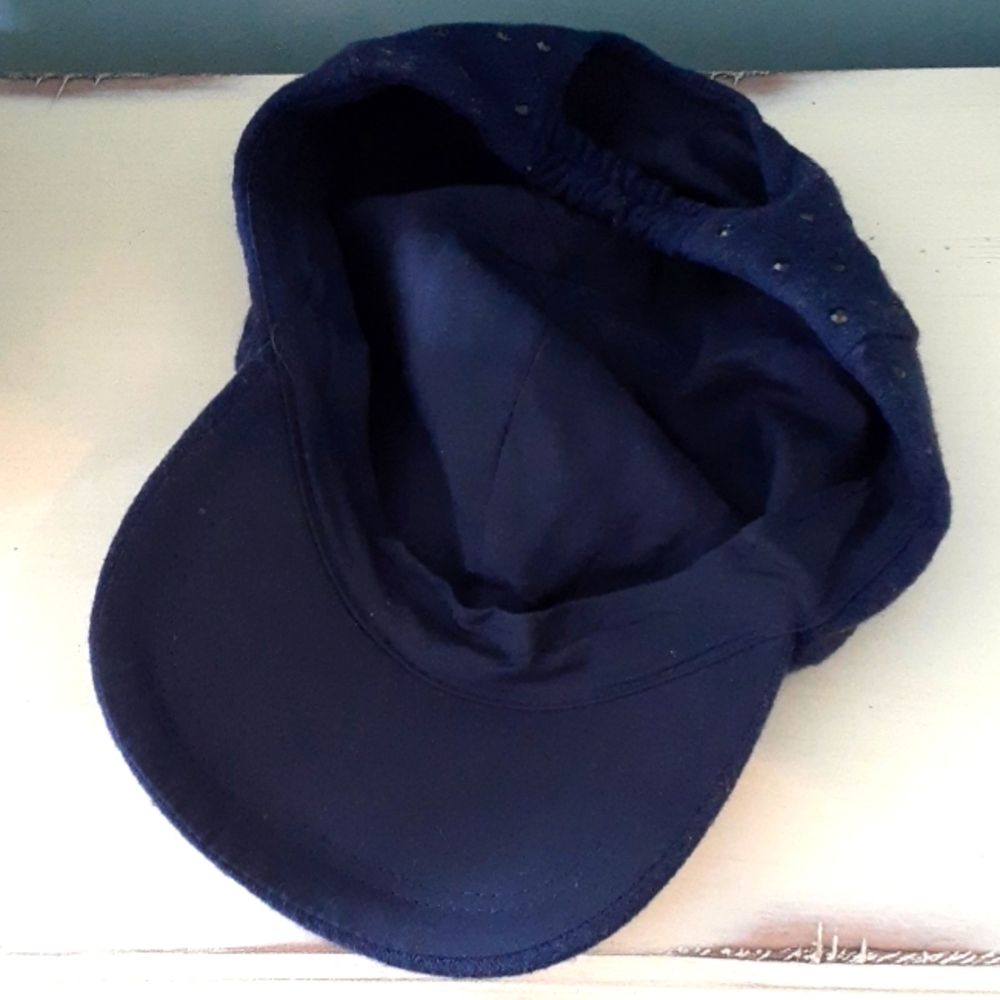 % Pair of embellished brimmed caps - studs & crystals! - Picture 13 of 14